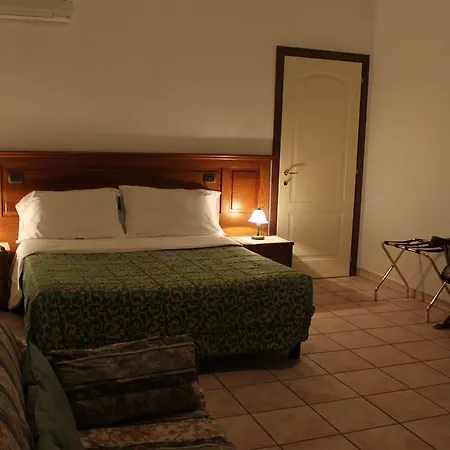 La Piscina Апарт-отель Изола-дель-Гран-Сассо-д'Италия