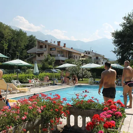 La Piscina Изола-дель-Гран-Сассо-д'Италия