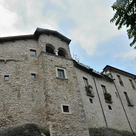 La Piscina Aparthotel 3*