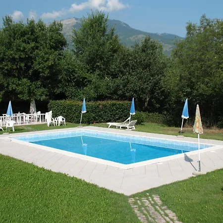 La Piscina 3* Isola del Gran Sasso dʼItalia