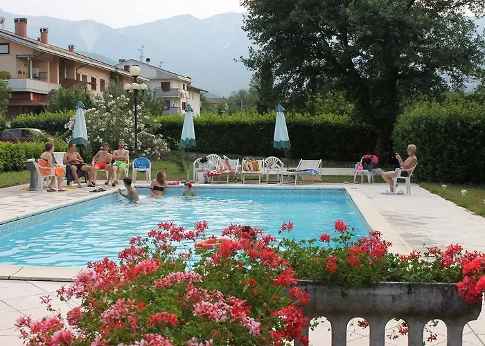 La Piscina Aparthotel 3*