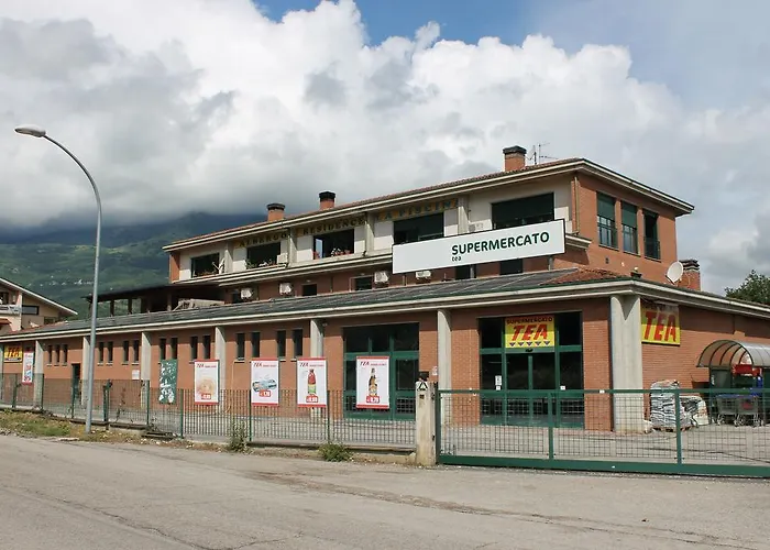 La Piscina Aparthotel Isola del Gran Sasso dʼItalia