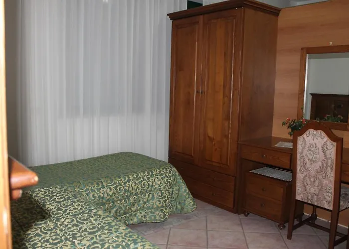 Aparthotel La Piscina Isola del Gran Sasso dʼItalia